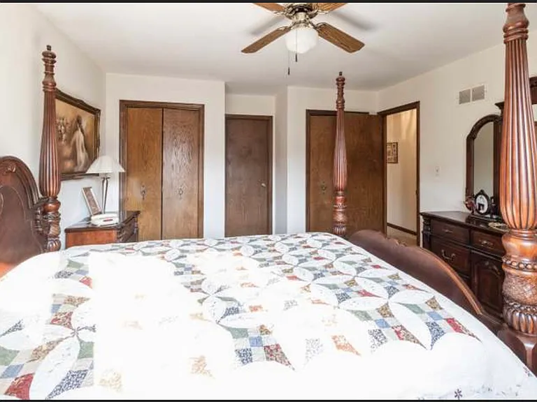 1243 W Byron Ave — Photo 7