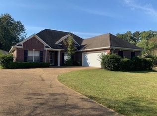 462 West Pl, Madison, MS 39110