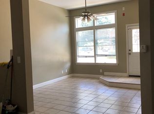 57 Chestnut St APT 1, Gardner, MA 01440