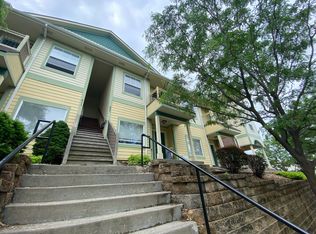 Cherry Hill Row, Kansas City, MO 64108