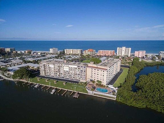 2nd image of 19451 Gulf Blvd APT 614