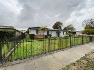 1102 S Raitt St, Santa Ana, CA 92704