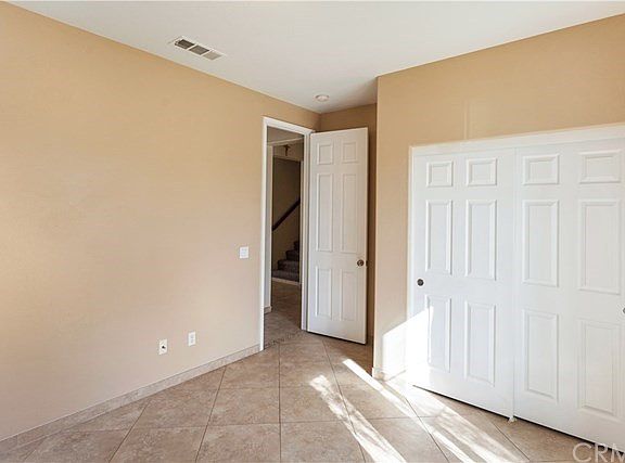 5th image of 27470 Delphinium Ave