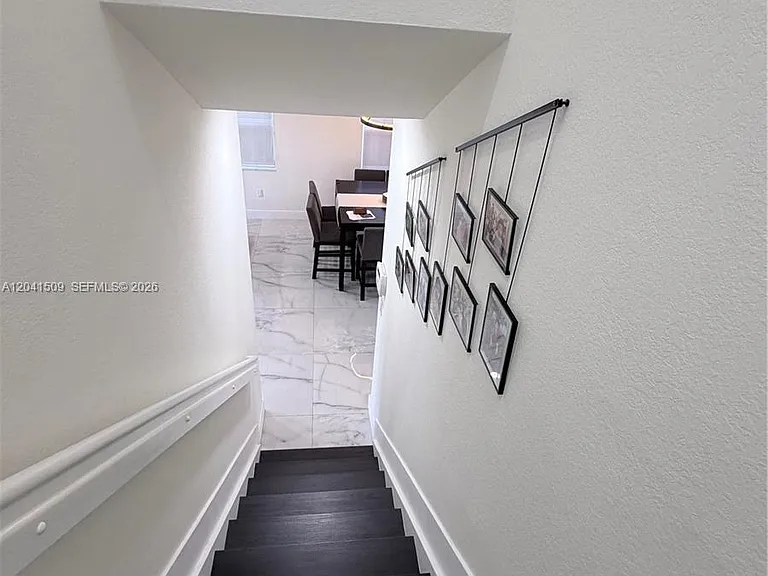 268 SE 31st Ave — Photo 25