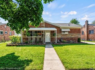 1330 Rahn St, Westland, MI 48186