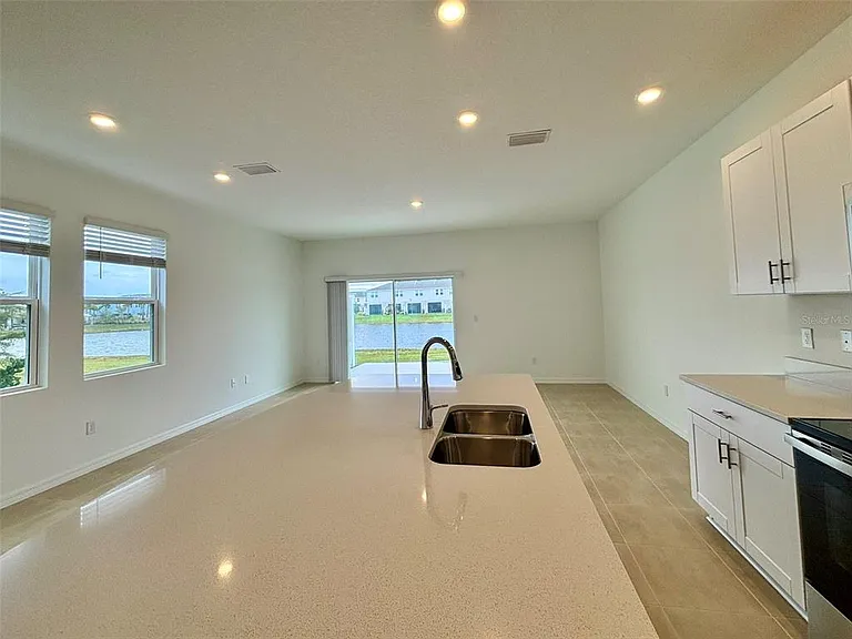 16532 Bergamo Pl — Photo 6