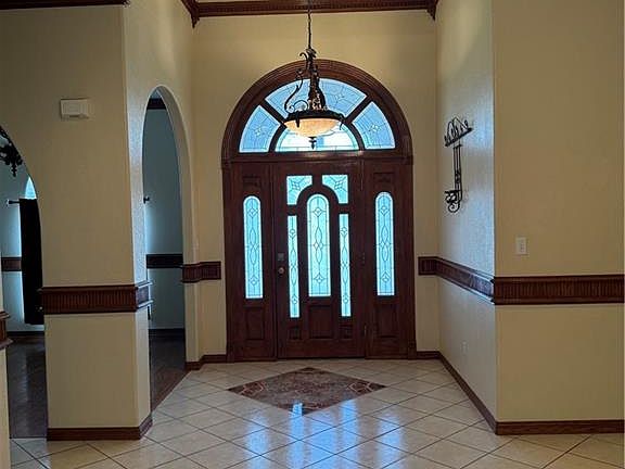 4th image of 307 Cactus Ln