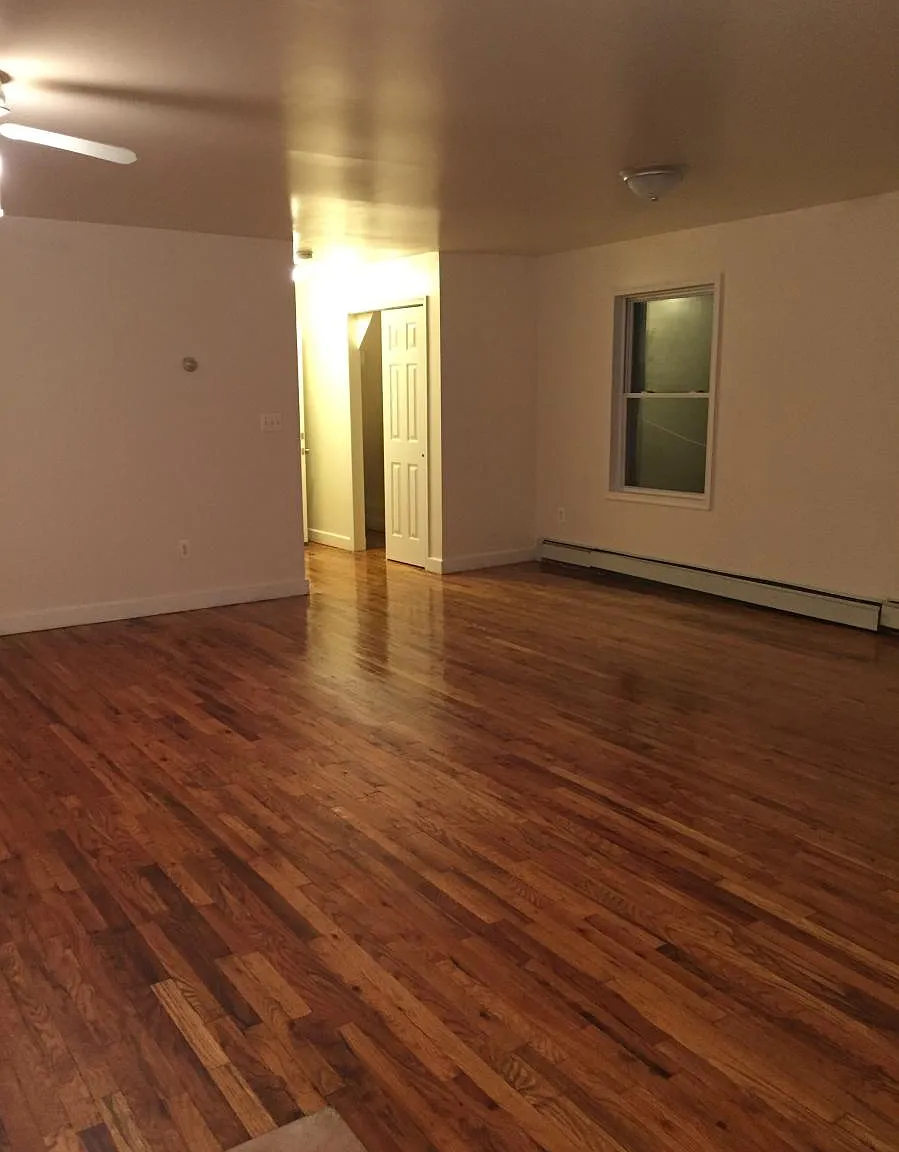 727 Newark Avenue — Photo 3