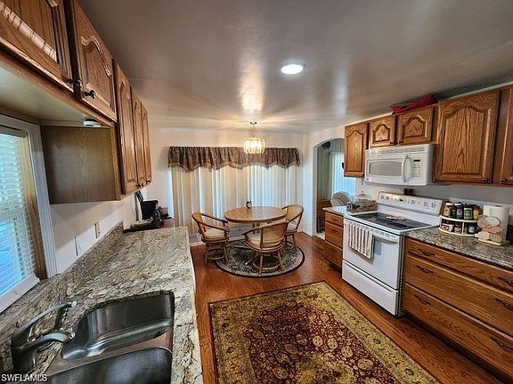 2nd image of 26256 Duchess LN