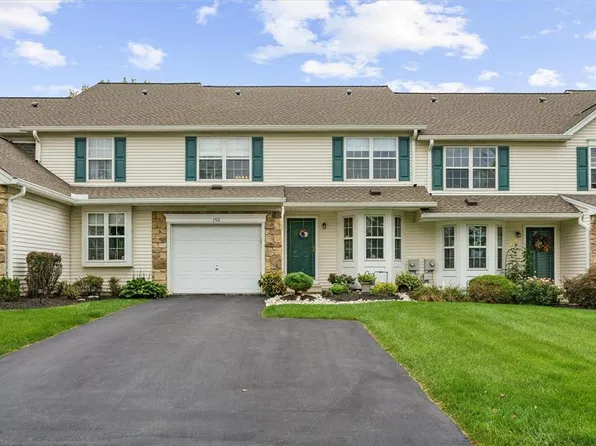 150 Park Ridge Dr, Easton, PA 18040