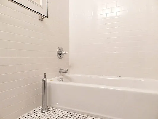 Rented by Compass | media 16