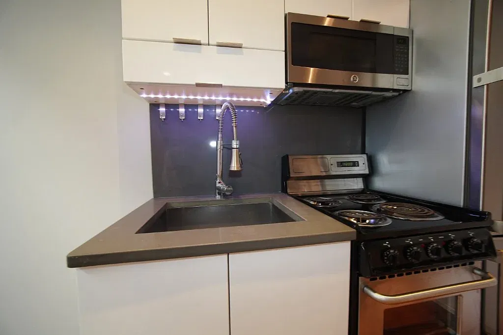 234 W 14th St — Photo 3