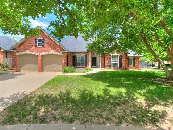 4901 Cypress Lake Dr, Norman, OK 73072