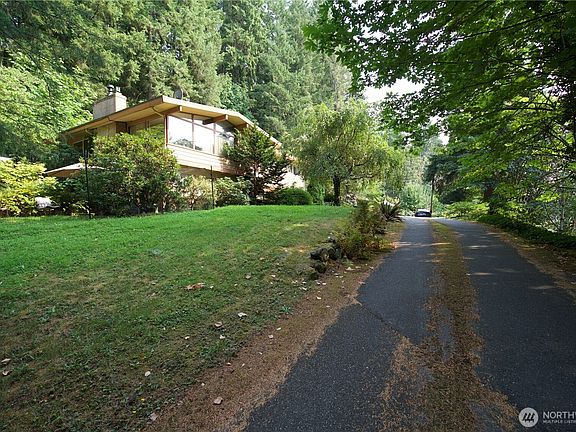 3rd image of 15440 SE May Valley Road