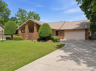 6121 E 97th St, Tulsa, OK 74137