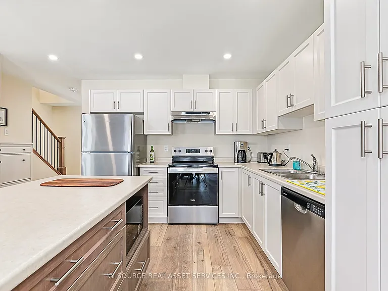 207 Equality Dr — Photo 3
