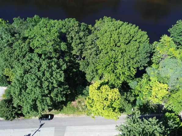 250 Dunbar Street, Manchester, NH 03103