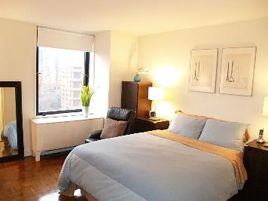 Rented by Corcoran | media 7