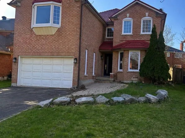 4 Sutton Ct, Markham, ON L3R 9B4