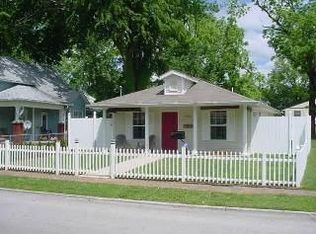 929 W Pershing St, Springfield, MO 65802