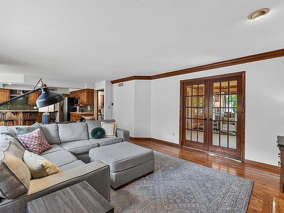 5th image of 13830 W Linfield DRIVE