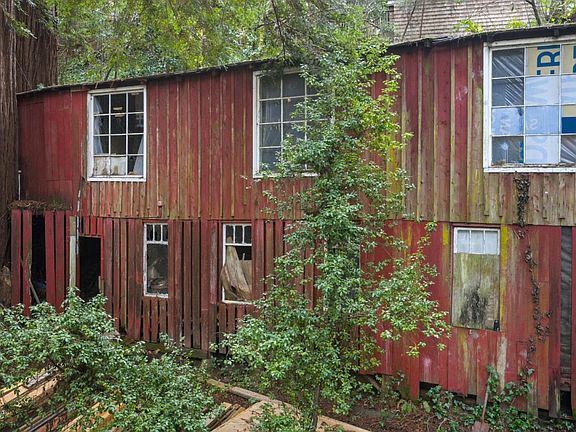 3rd image of 265 Fireside Rd