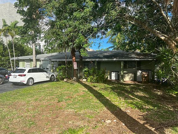5th image of 512 NE 20th Ave
