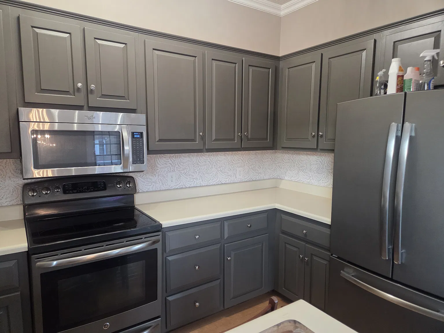 2 bed, 1400 sqft, $2,300 — Photo 2