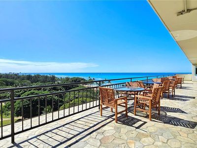 134 Kapahulu Ave #320, Honolulu, HI, 96815