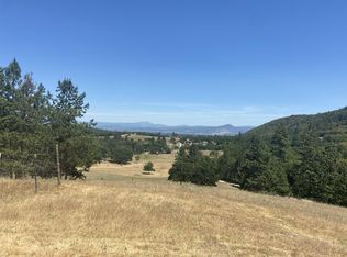 4955 Glen Echo Way, Central Point, OR 97502