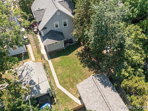 2nd image of 847 Innes St NE
