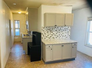 17 Pattison St APT 3, Worcester, MA 01604