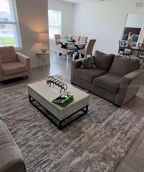 628 Greymount St — Photo 7