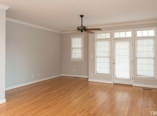 114 Hatfield Ln, Raleigh, NC 27603