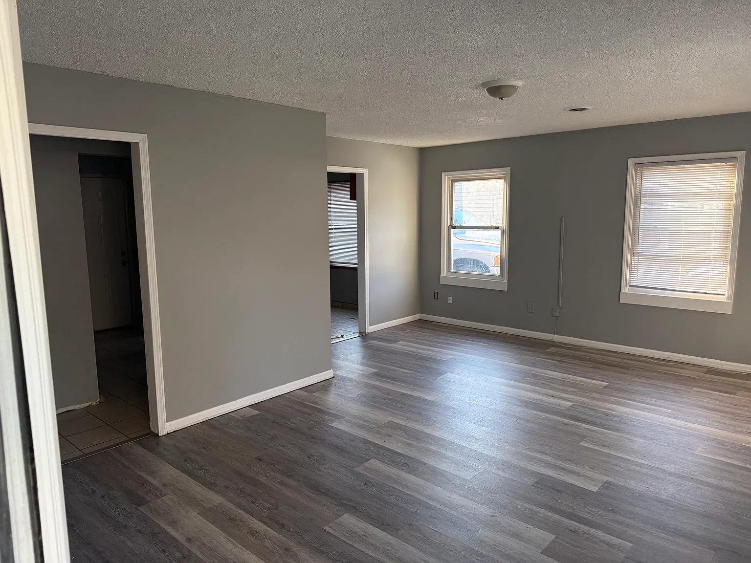 2 bed, 800 sqft, $1,100 — Photo 4