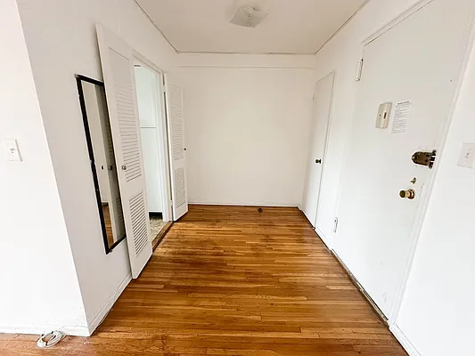 Rented by Showcase Realty | media 4