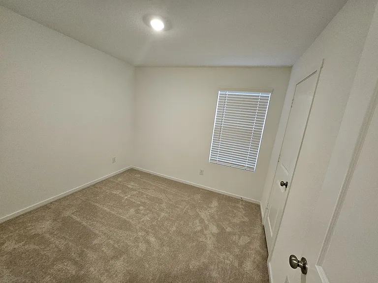 145 Jethro Ln — Photo 17