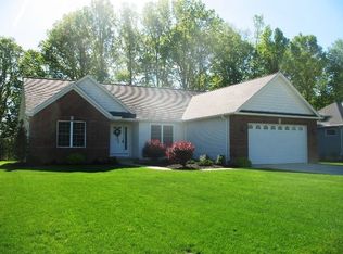 1048 Timber Trl, Grafton, OH 44044