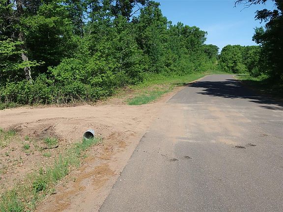 3rd image of xxx Hayden Lake Drive