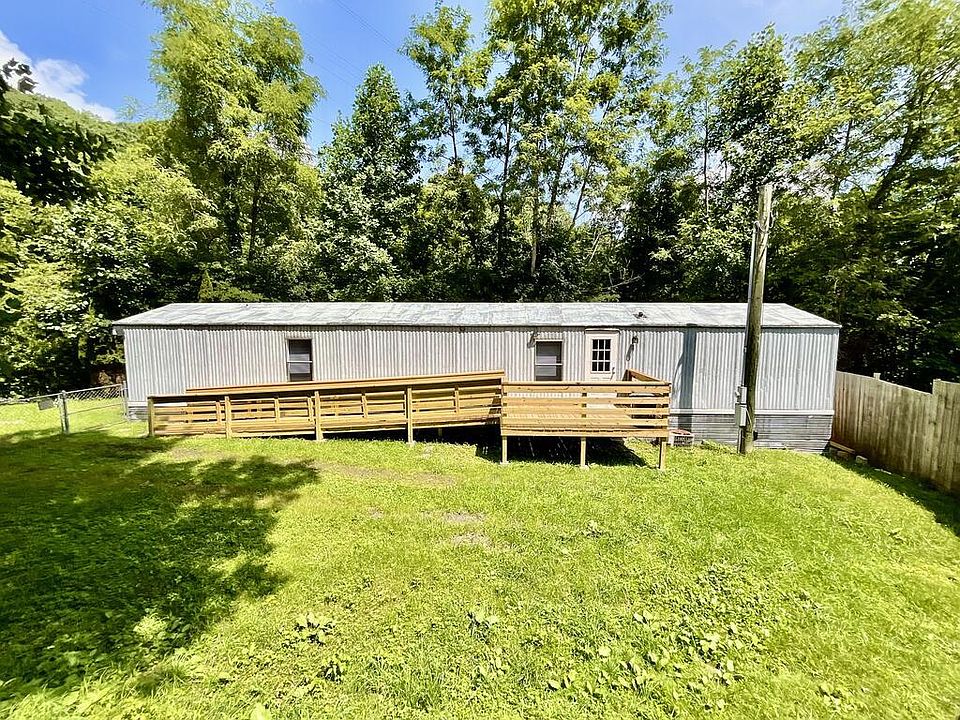 1st image of 223 Harley Dr