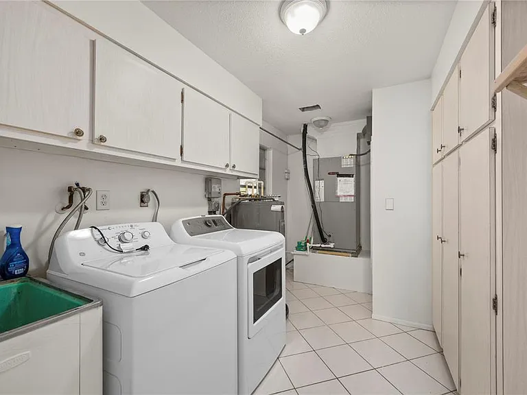 110 Gulfview Rd — Photo 16