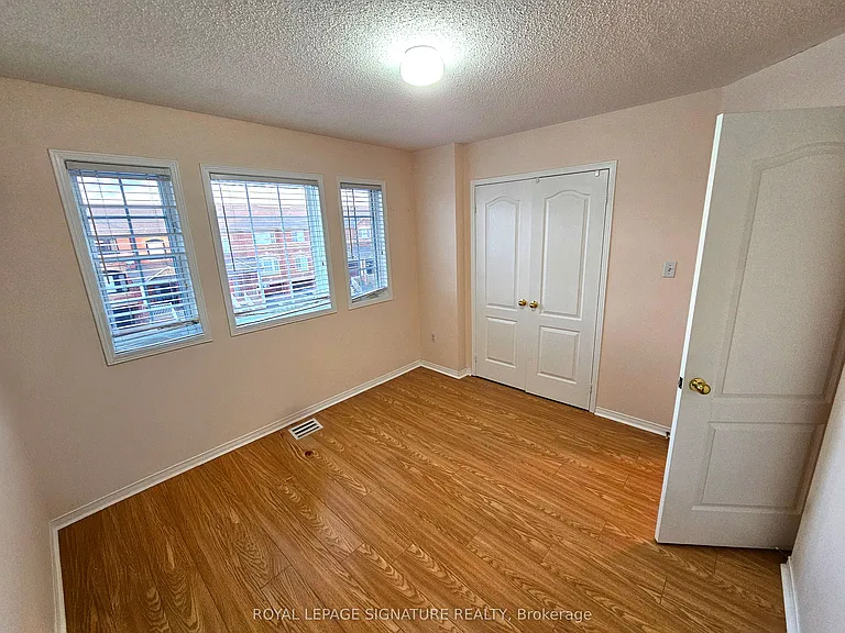 1565 Woodhenge Way — Photo 16