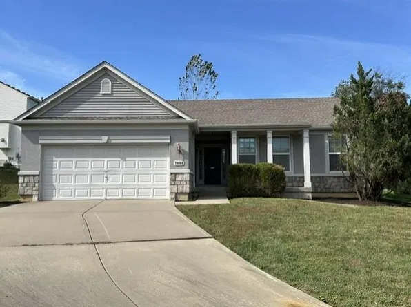 7904 N Poplar Ct, Kansas City, MO 64119