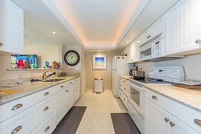1700 Ocean Dr #302V — Photo 8