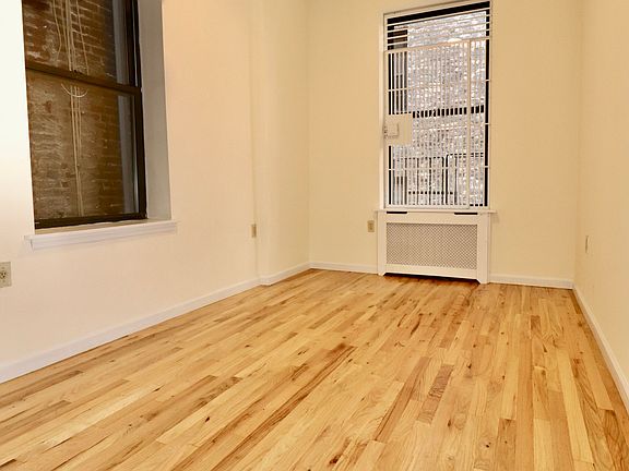 5th image of 722 Amsterdam Ave APT 1c