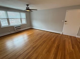 21 Warren St APT 2-4, Waltham, MA 02453