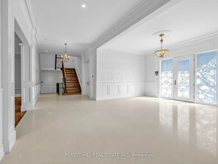 8 Colvestone Rd — Photo 6