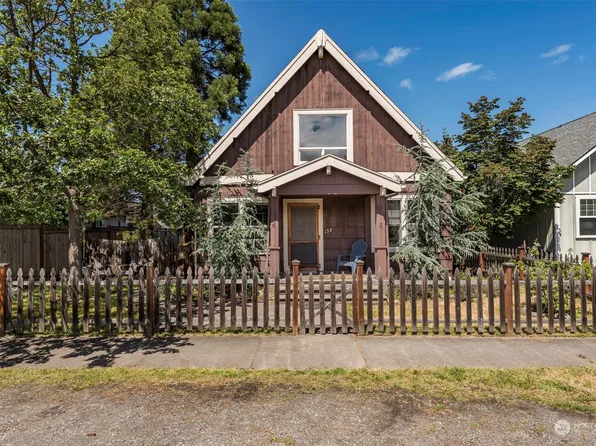 152 W Maple Street, Sequim, WA 98382