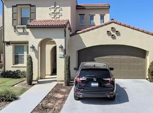 332 Meridian Ave, Madera, CA 93636