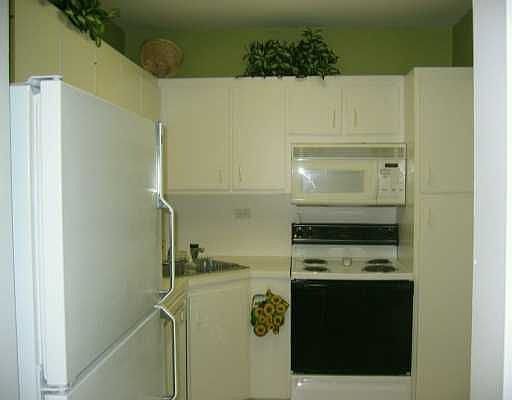3rd image of 5601 Collins Ave APT 519